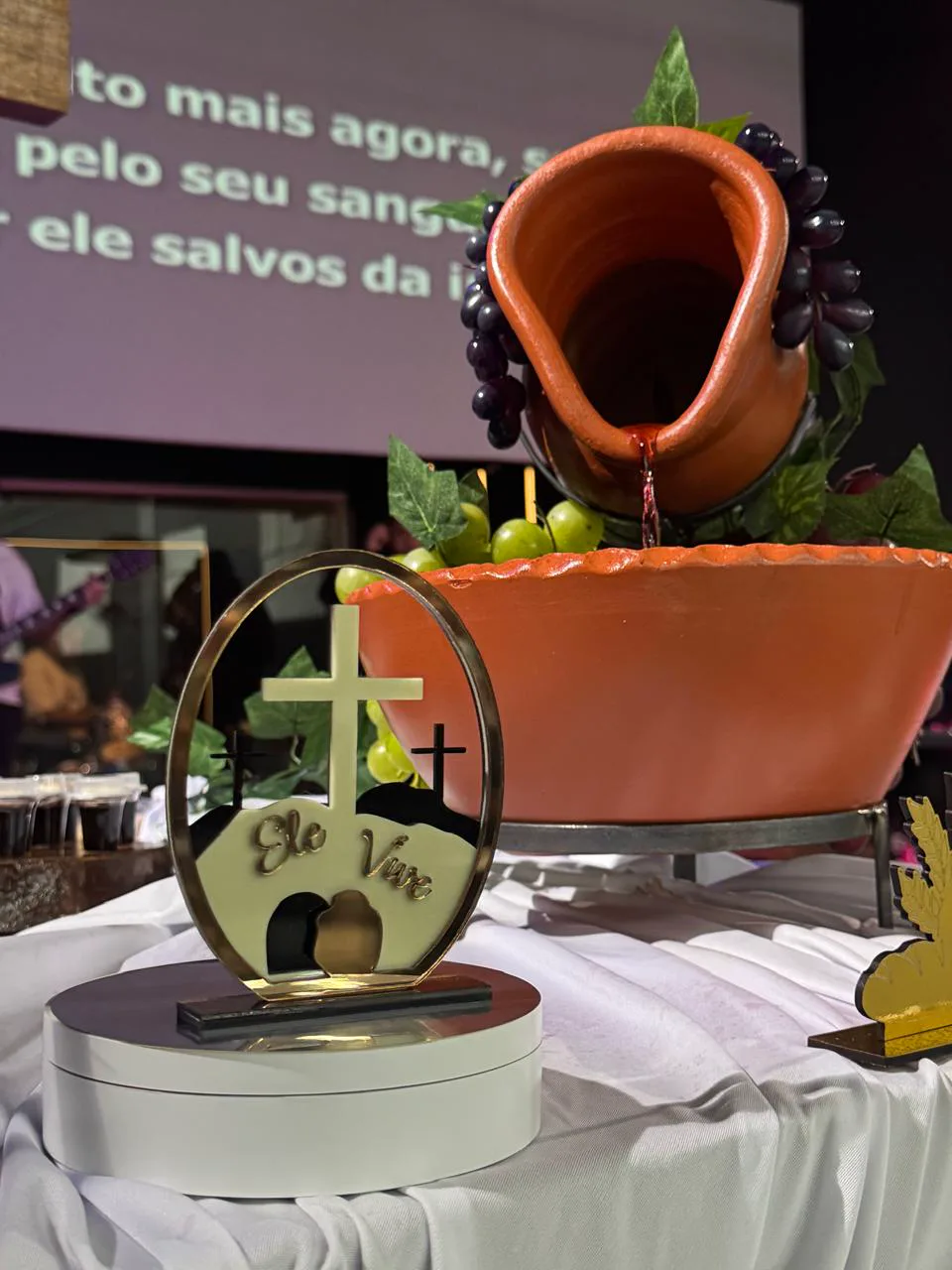 Momento especial na Igreja Quadrangular Amamos Vidas — foto 16