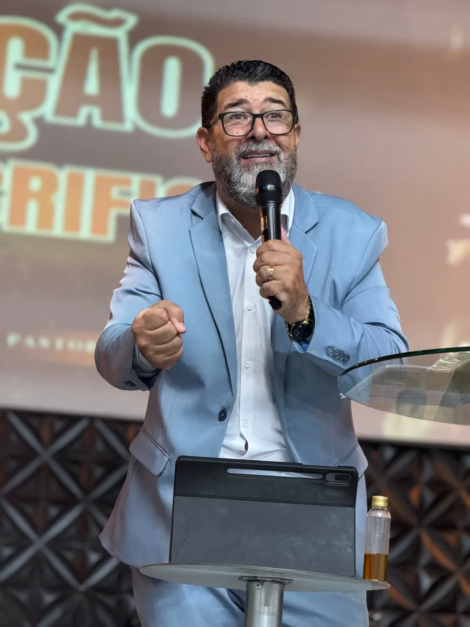 Momento especial na Igreja Quadrangular Amamos Vidas — foto 26