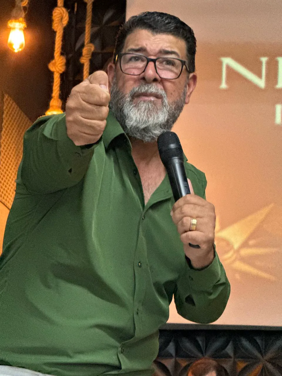 Momento especial na Igreja Quadrangular Amamos Vidas — foto 62